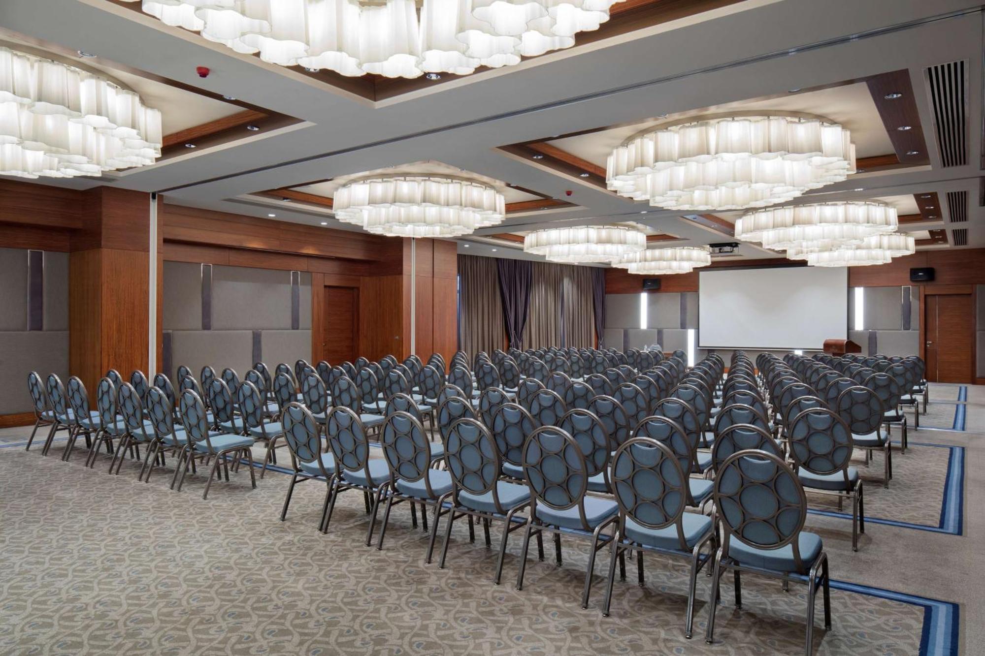 Hilton Bursa Convention Center & Spa Exterior foto